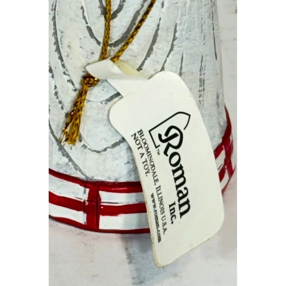 Roman Inc. mittens black carved
